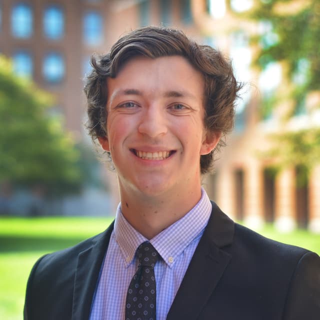 Professional Headshot of Commander Shaun Loftin